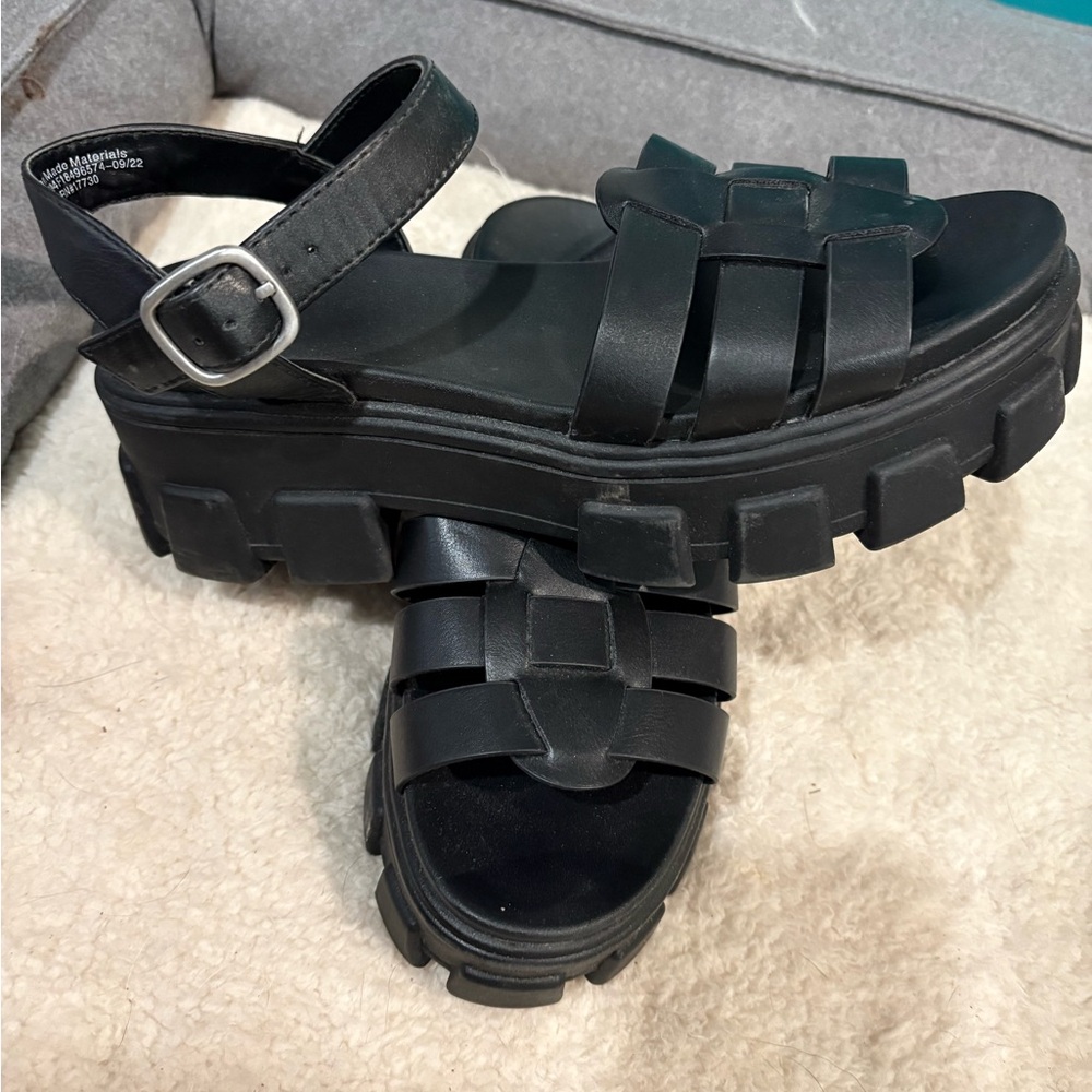 Wild Fable Black Platform Sandals